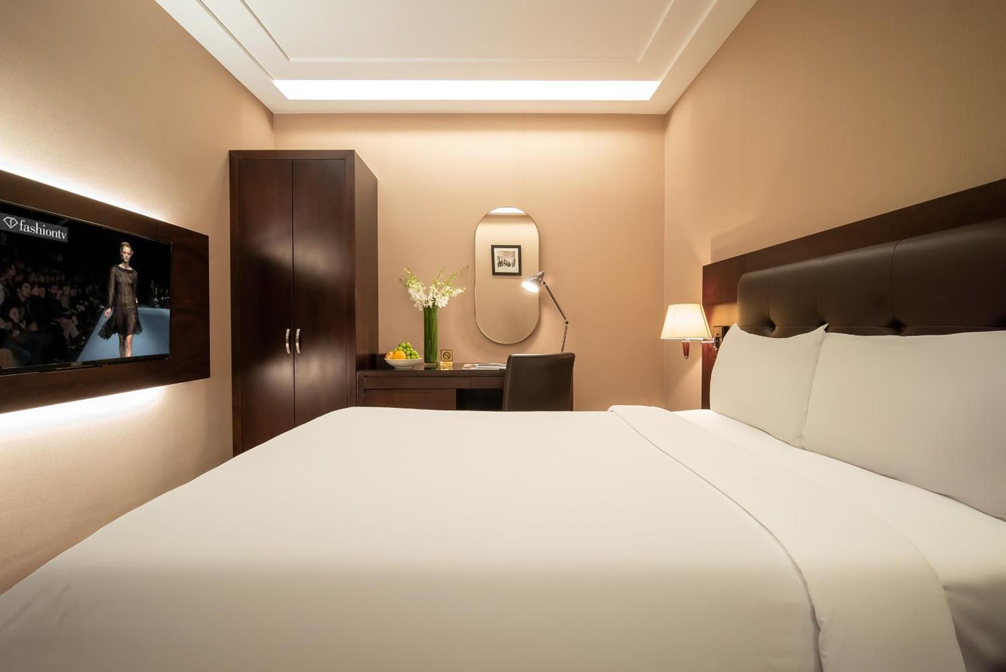 Nhat Ha L'opera Hotel 4*