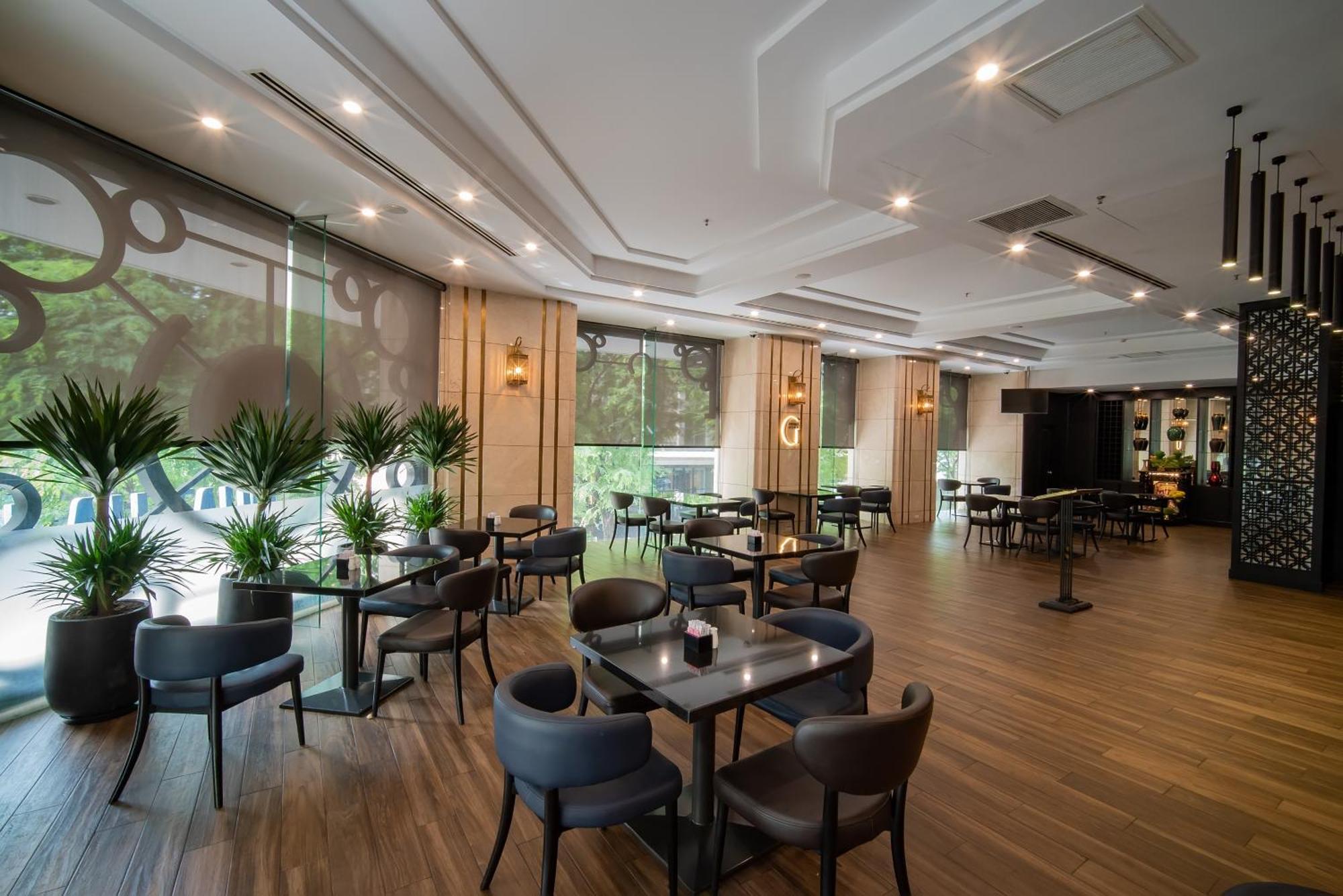 Hotel Nhat Ha L'opera Ho Chi Minh City